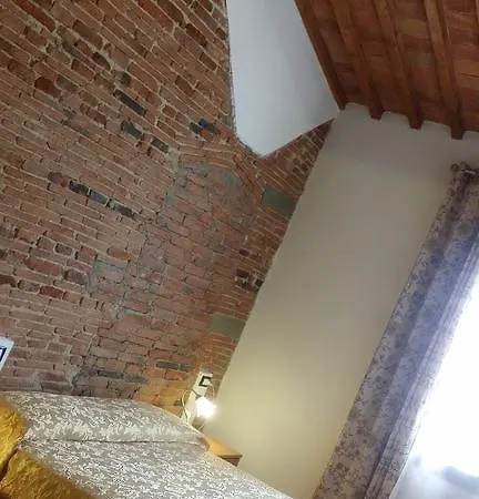 Nocleg ze śniadaniem Le Torri 2*