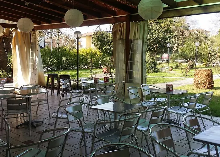 Oda ve Kahvaltı Le Torri